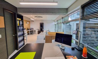 OFICINA EN VENTA UBICADA EN EL POBLADO SECTOR LAS PALMAS