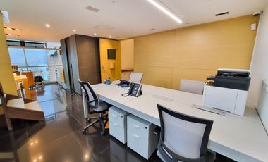 OFICINA EN VENTA UBICADA EN EL POBLADO SECTOR LAS PALMAS