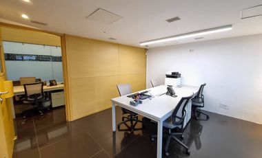 OFICINA EN VENTA UBICADA EN EL POBLADO SECTOR LAS PALMAS