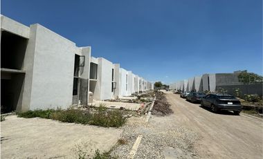 CASA EN OBRA GRIS EN VENTA EN LOS EJIDOS DE ACAPANTZINGO
