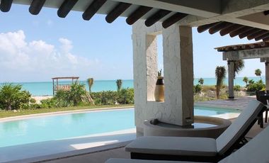 Lujosa residencia en venta a orilla de la playa en  Cancun