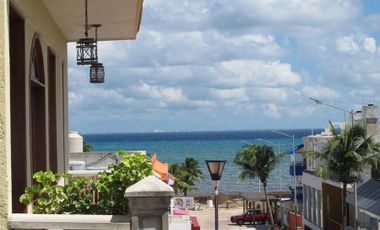Hotel a la venta  a pasos de la playa excelentes registros de  años de ROI  Playa Del Carmen P3077