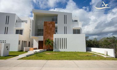Casa en venta en Cancun Country club facilidades de pago ALRZ2082