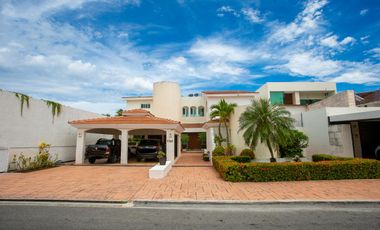 Casa en Venta en Cancun Zona Hotelera Pok Ta Pok