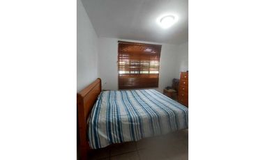 Se vende casa en Brisas del Golf- Piscina