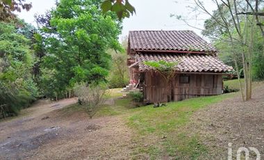 Terreno en Venta con Cabaña Rústica, Rancho Viejo, Tlalnehuayocan, Veracruz.
