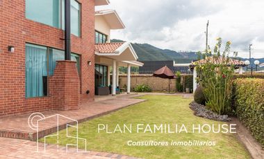 Espectacular casa en Cajicá con lote independiente