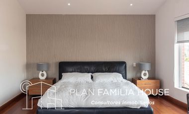 Espectacular casa en Cajicá con lote independiente