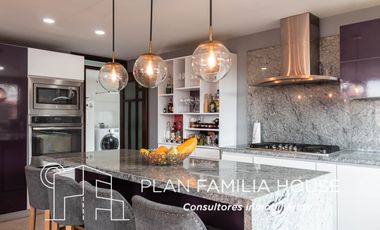 Espectacular casa en Cajicá con lote independiente