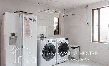 Espectacular casa en Cajicá con lote independiente