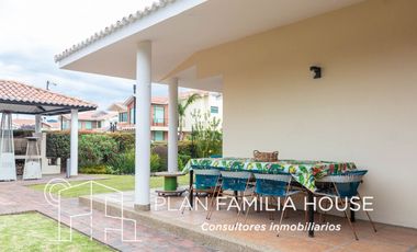 Espectacular casa en Cajicá con lote independiente