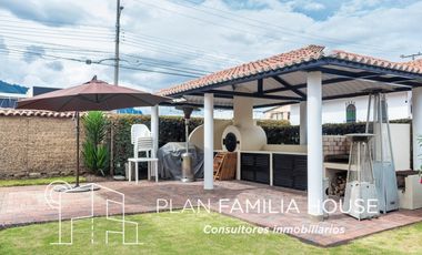 Espectacular casa en Cajicá con lote independiente