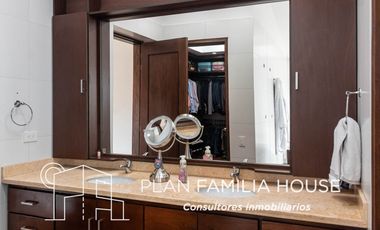 Espectacular casa en Cajicá con lote independiente