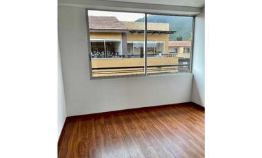 VENDO LINDA CASA CAMPESTRE EN CAJICA