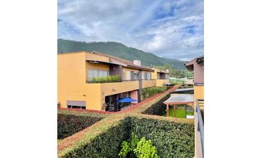 VENDO LINDA CASA CAMPESTRE EN CAJICA
