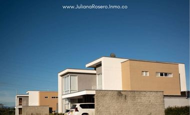 VENDO LOTES URBANOS EN CIUDAD DEL SOL (VARIANTE NORTE)