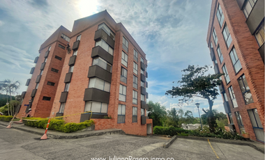 VENDO PENTHOUSE EN LAURELES (CAMPAMENTO)