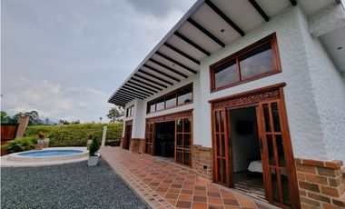 VENTA / ALQUILER DE CASA CAMPESTRE SECTOR SANTA ROSA DE CABAL