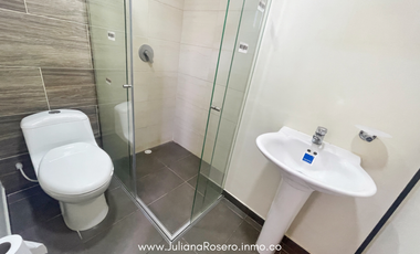 VENDO CASA EN VERSALLES (AMPLIADA Y REMODELADA)