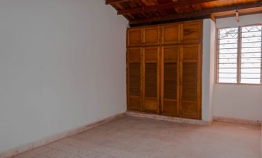 CASA EN VENTA -SECTOR BAVARIA