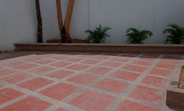CASA EN VENTA -SECTOR BAVARIA