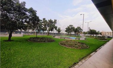 OFICINA EN ARRIENDO 1361M2 A 5 MINUTOS DEL AEROPUERTO
