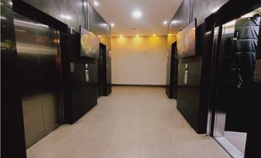 OFICINA EN ARRIENDO 1361M2 A 5 MINUTOS DEL AEROPUERTO
