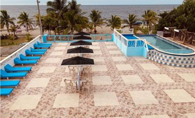 Hotel en Coveñas frente a la playa  47 habitaciones 8500 millones