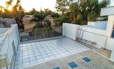 CASA EN VENTA DENTRO DE COTO VERSALLES EN VALLE REAL