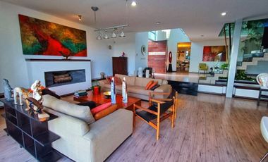 CASA EN VENTA DENTRO DE COTO VERSALLES EN VALLE REAL