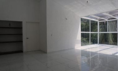 CASA EN VENTA EN FRACC. LAS CAÑADAS