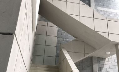 RENTA BODEGA ZAPATA 400M2