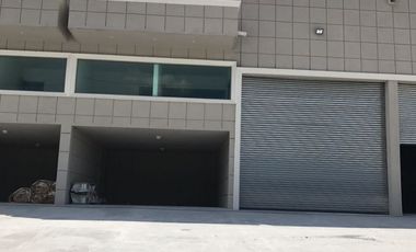 RENTA BODEGA ZAPATA 400M2
