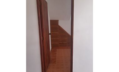 Casa en venta en Barrio Nuevo, Bello. Primer piso