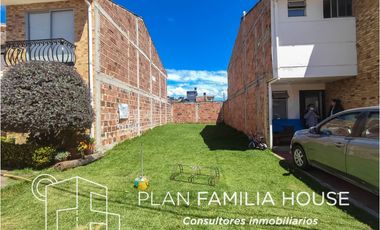 EXCELENTE LOTE EN CONJUNTO CON LICENCIA PARA CONSTRUIR EN CAJICA