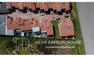 EXCELENTE LOTE EN CONJUNTO CON LICENCIA PARA CONSTRUIR EN CAJICA