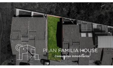 EXCELENTE LOTE EN CONJUNTO CON LICENCIA PARA CONSTRUIR EN CAJICA