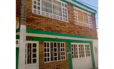 CASA EN VENTA, SECTOR DUCALES, SOACHA