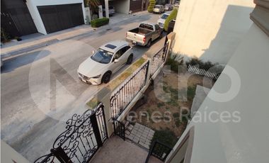 Casa en Renta Equipada en Quintas de Anáhuac General Escobedo MZC
