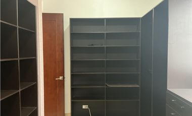 Se Vende o Alquila Casa en Fairways Estates - Santa María (AA)