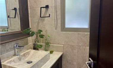 Se Vende o Alquila Casa en Fairways Estates - Santa María (AA)