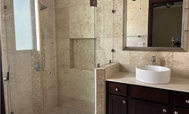 Se Vende o Alquila Casa en Fairways Estates - Santa María (AA)