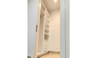 SE ALQUILA APARTAMENTO AMOBLADO EN AV. BALBOA