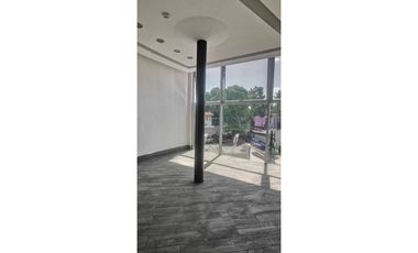 OFICINAS EN COSTA DEL ESTE  550mt  EDIFICIO COMPLETO EN ESQUINA