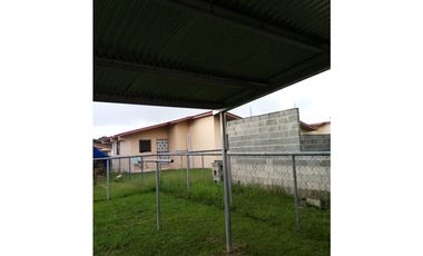 ALQUILER DE CASA EN SANTIAGO - BARRIADA FRENTE A LA TECNOLOGICA