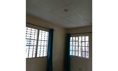 ALQUILER DE CASA EN SANTIAGO - BARRIADA FRENTE A LA TECNOLOGICA