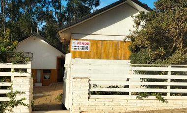 Casa en venta en ALGARROBO