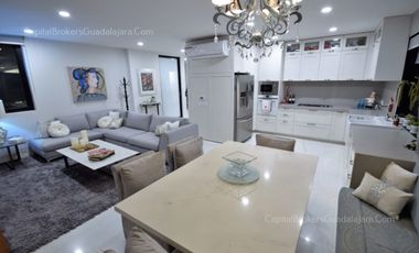 Casa de Lujo con Rinconada del Bosque con Departamento