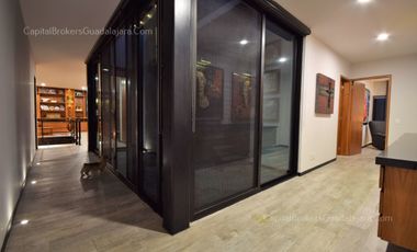 Casa de Lujo con Rinconada del Bosque con Departamento