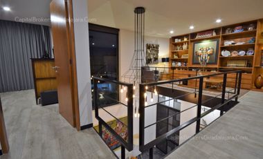 Casa de Lujo con Rinconada del Bosque con Departamento